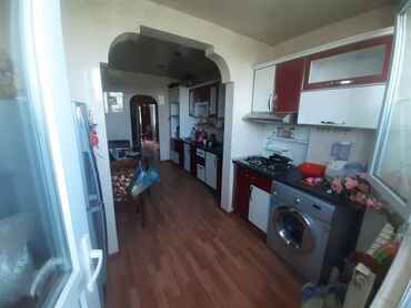 Köhnə tikili: Bakı, 4 otaqlı, Köhnə tikili, 100 kv. m — 12