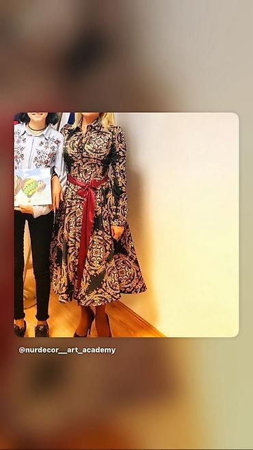 pull and bear: Qadın geyimi – naxışlı midi don - Model: uzunqollu, yaxası düyməli — 1
