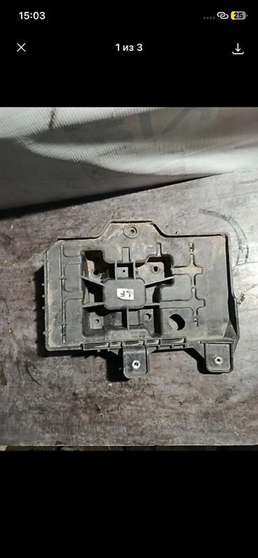 bp 70a: Подставка под аккумулятор (Battery Tray) Hyundai/Kia Оригинальный — 1