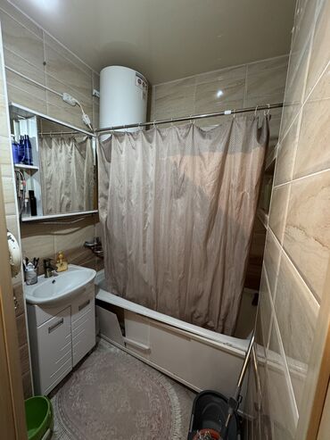 Продажа квартир: 3 комнаты, 70 м², 106 серия, 1 этаж at lalafo.kg — 4 Продажа квартир: 3 комнаты, 70 м², 106 серия, 1 этаж — 4