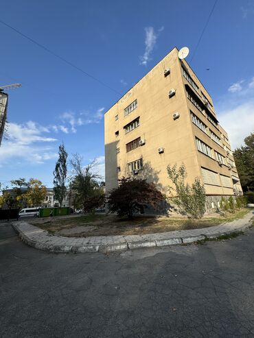 аренда пишпек: Сдаю Офис, 170 м², С отдельной кухней, С отдельным сан узлом, С юридическим адресом