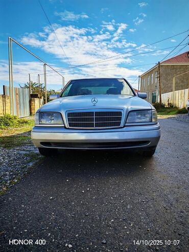 byd disk: Mercedes-Benz C 180: 1.8 l | 1996 il Sedan