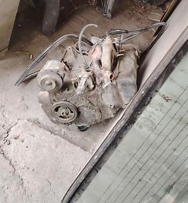lada matoru: Vaz 2103 07 matorudu 1 2 il olar öz masinimin üsdünnen çixardmisam — 1