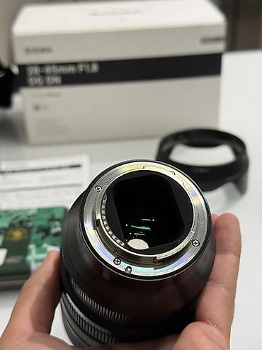 Фото и видеокамеры: Продаю Sigma 28-45mm f1.8 Sony E mount, полный кадр Покупал 7го — 7
