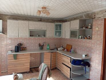 б у кухонные шкафы: Ашкана гарнитуру, Колдонулган, түсү - Боз, Өзү алып кетүү