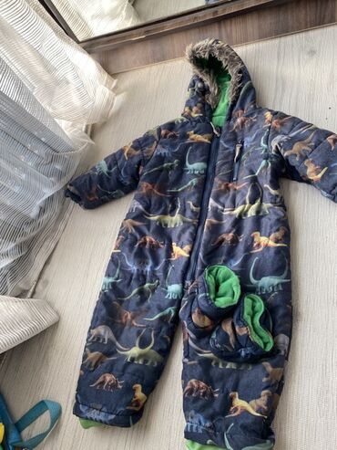 теплая зимняя кофта: Детский зимний комбинезон с капюшоном и варежками/пинетками в