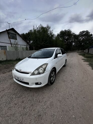 срочно срочно продам машину: Toyota WISH: 2003 г., 1.8 л, Автоматические, Бензин, Минивэн