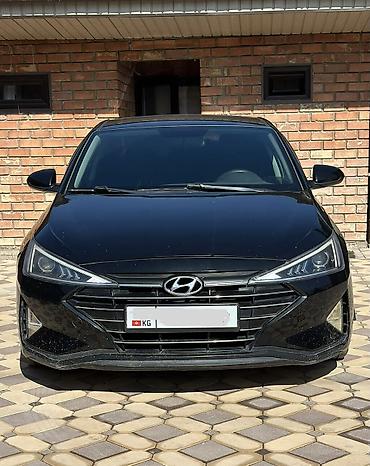 Hyundai Elantra: 2018 г., 2 л, Автомат, Бензин, Седан