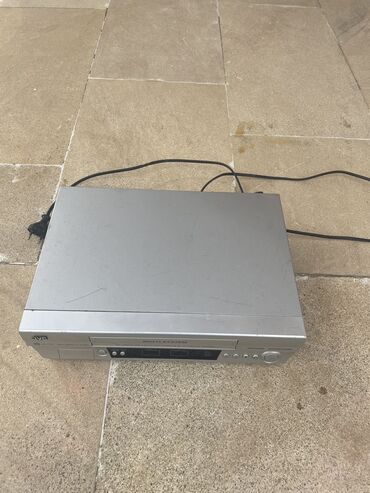 TV tünerlər və resiverlər: Hər biri işlətdir hamsı bir yerdə qiyməti 55azn Tək tək ayrı olacaq — 9