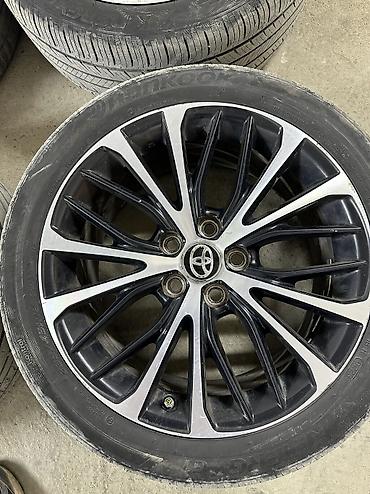 Литые Диски R 18 Toyota, Комплект, отверстий - 5, Б/у at lalafo.kg Литые Диски R 18 Toyota, Комплект, отверстий - 5, Б/у