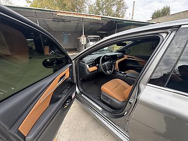 subaru oudback: Toyota Camry: 2026 г., 2.5 л, Автомат, Гибрид, Седан — 4