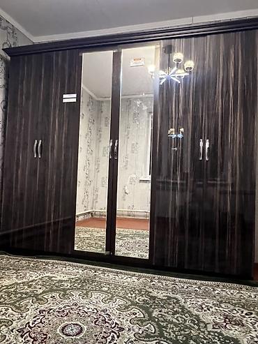 настенные часы 3д: Спальный гарнитур в современном стиле, цвет – темный венге с глянцевой — 1