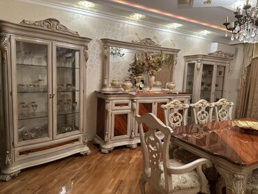 столы из мрамора: Qonaq otağı üçün, Açılmayan, Dördbucaq masa, 8 stul