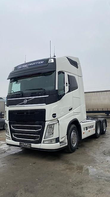 Бампер и комплектующие: Накладка на бампер Volvo, Новый, Оригинал — 6