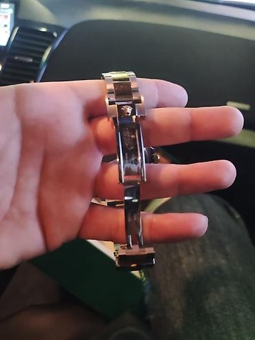 rolex orginal: Məhsul: Rolex saat qutusu və metal qolbaq (bracelet) Təsvir: - Yaşıl — 2