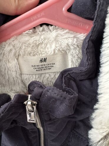 Верхняя одежда: Детская осенняя парка H&M. Может быть можно и на теплую зиму. Без — 2