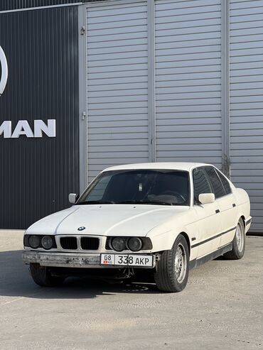 широкая морда: BMW 5 series: 1992 г., 2 л, Механика, Бензин, Седан