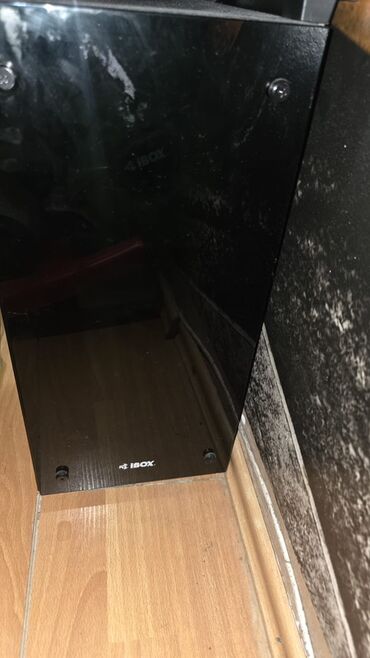 Monitori: ‼️Na prodaju gamingPC komplet‼️ Specifikacije: Rtx 3060 8gb I5-10400f na lalafo.rs — 8 Monitori: ‼️Na prodaju gamingPC komplet‼️ Specifikacije: Rtx 3060 8gb I5-10400f — 8