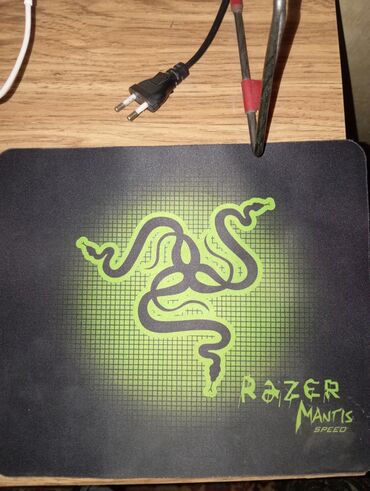 razer kraken: ОТДАМ ДАРОМ срочно! Срочно! Срочно!Срочно! Коврик razer коврик