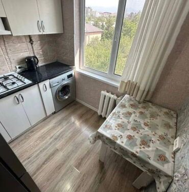 Продажа квартир: 2 комнаты, 49 м², 104 серия, 4 этаж, Евроремонт at lalafo.kg — 8 Продажа квартир: 2 комнаты, 49 м², 104 серия, 4 этаж, Евроремонт — 8
