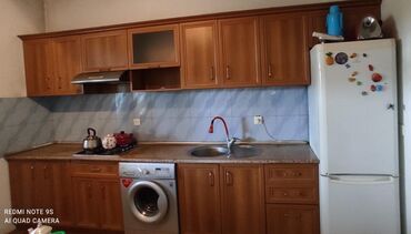 Mətbəx mebeli: Aytən 🌺 Metbex mebeli satılır 150 manat tecılı üstünun rezopali yoxdu