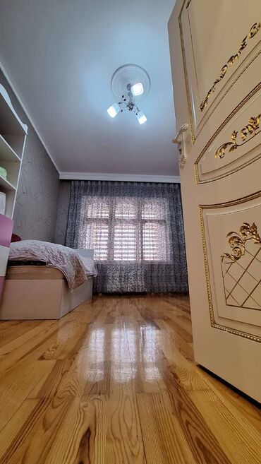 Köhnə tikili: Bakı, Bakıxanov qəs., 4 otaqlı, Köhnə tikili, m. Neftçilər, 130 kv. m — 6