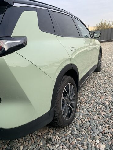 Weltmeister: Weltmeister W6, 2021 г., 71000 км, Передний, В наличии — 10