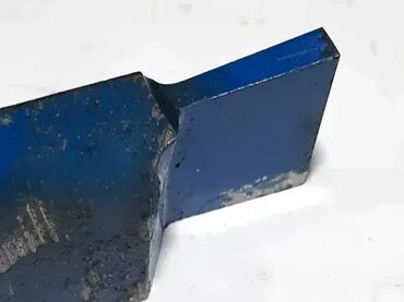 Ostali uređaji: Strugarski nozevi za odsecanje 20x12mm 20x12mm - 600din po komadu (2 — 7