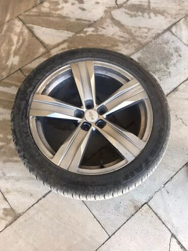 Disk təkərlər: Avtomobil diski və şin komplekti - Yüngül lehimli disk, 5 cüt şüalı