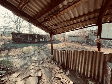 Продажа домов: Дом, 30 м², 3 комнаты, Собственник, Старый ремонт at lalafo.kg — 10 Продажа домов: Дом, 30 м², 3 комнаты, Собственник, Старый ремонт — 10