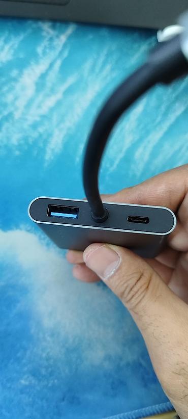 multi: USB‑C хаб 4‑в‑1 (Multi‑function Adapter) - Разъёмы: - 2x HDTV/HDMI — 4