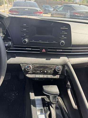 комбин: Hyundai Avante: 2020 г., Вариатор, Гибрид, Седан — 5