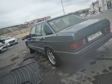 бампер мерседес 124: Mercedes-Benz 190 (W201) sedan - Kuzov: 4 qapılı sedan, tünd boz rəng