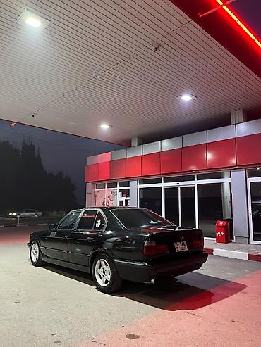 15 5 38: BMW 5 series: 1991 г., 2.5 л, Бензин — 6