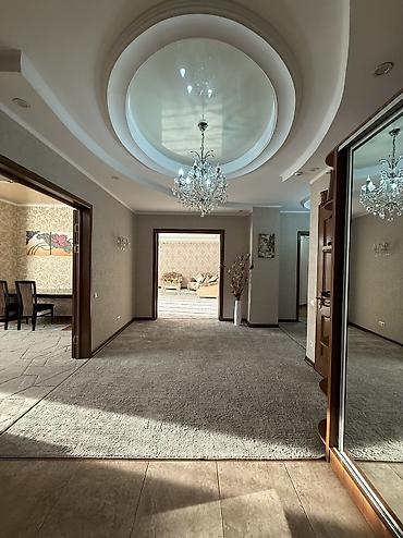 3 комнаты, 187 м², 3 этаж