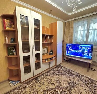 Продажа квартир: 3 комнаты, 75 м², 4 этаж — 1