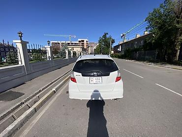 фит 3: Honda Fit: 2010 г., 1.5 л, Автомат, Бензин, Хэтчбэк — 4