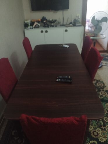 Qonaq otağı üçün, Dördbucaq masa, 6 stul