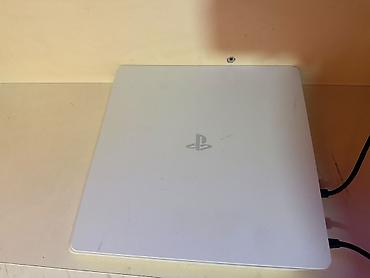 ps4 ufc: PlayStation 4 Slim (ağ rəng) oyun konsolu Xüsusiyyətlər: - Model: PS4 — 2