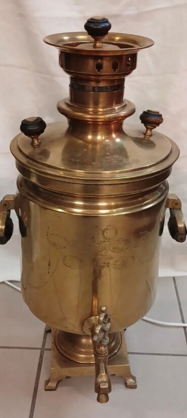 Samovarlar: Od Samovar, 10-dan çox l