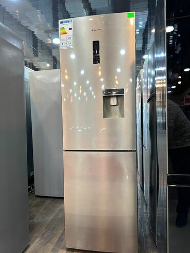 холодильник мини: Двухкамерный Hisense Холодильник