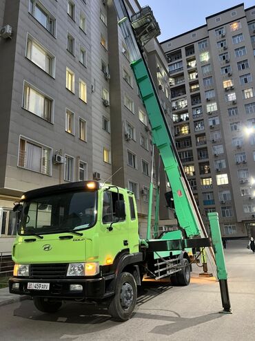 гидравлические домкраты: | Стрела 62 м 250 т | Борт 250 кг