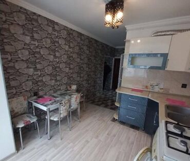 Köhnə tikili: Xetai ray gence pr xezerde bina evi 5/5. 2 otaq ewyali satilir kupca — 12