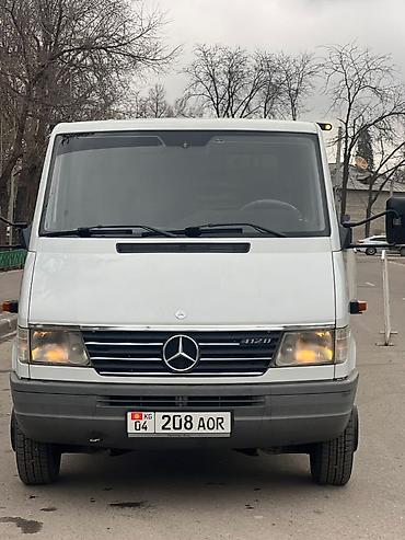 Эвакуаторы: Эвакуатор, Mercedes-Benz, Ломаная — 3