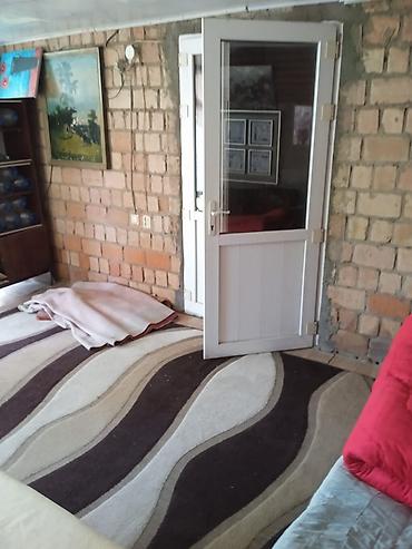 Продажа коттеджей и домов: 3 комнаты, 52 м², 2 соток, Бишкек, Собственник — 4