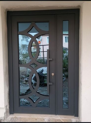 Giriş qapıları: Ofis üçün Yeni Giriş qapısı Zamok ilə, Pulsuz quraşdırma, Ünvandan götürmə, Pulsuz çatdırılma, Ödənişli çatdırılma — 28