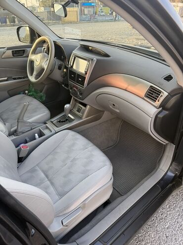 Subaru: Subaru Forester: 2010 г., 2.5 л, Автомат, Бензин, Кроссовер — 28