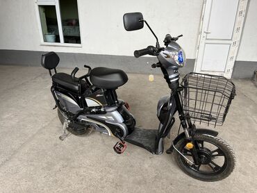 Другой электротранспорт: Продаю электроскутер за 18.000с.торг уместен,пользовались