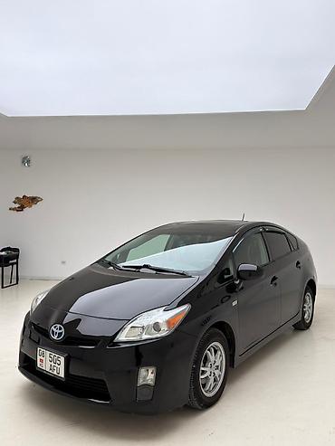 Toyota: Toyota Prius: 2011 г., 1.8 л, Вариатор, Гибрид, Лифтбек at lalafo.kg — 3 Toyota: Toyota Prius: 2011 г., 1.8 л, Вариатор, Гибрид, Лифтбек — 3