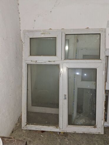 plastik padaqolnik: PVC pəncərə bloku - Material: ağ rəngli PVC profil - Ölçü: təxmini 1